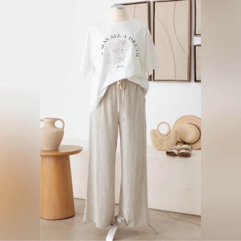 White “It Was All a Dream” Graphic Tee - Picture 7 of 7